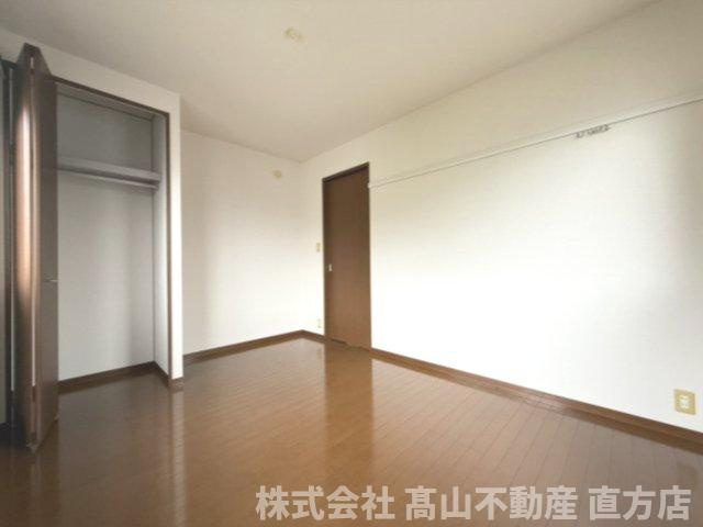 メゾン　リヴィエールBの寝室