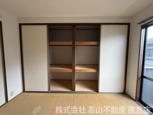 宮若市本城のアパートの収納