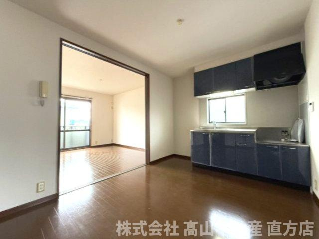 メゾン　リヴィエールBの居間・リビング