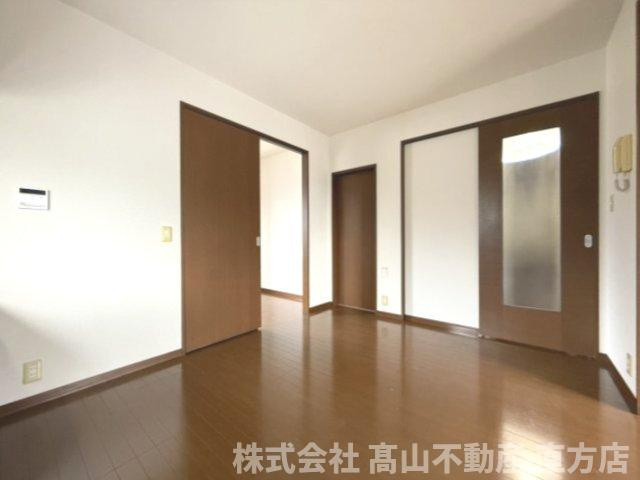 メゾン　リヴィエールBの居間・リビング