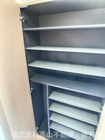 グランドゥール星ヶ丘の収納