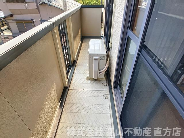 直方市大字植木のアパートのバルコニー