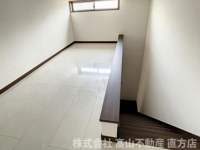 ヴィオーレ直方の居間・リビング