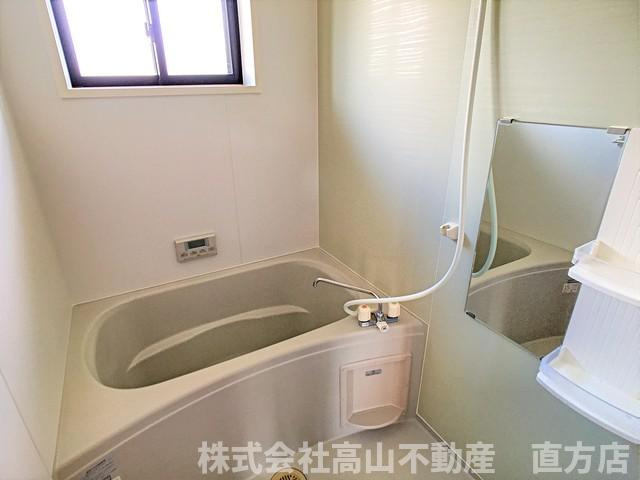 フォーレスト頓野の浴室