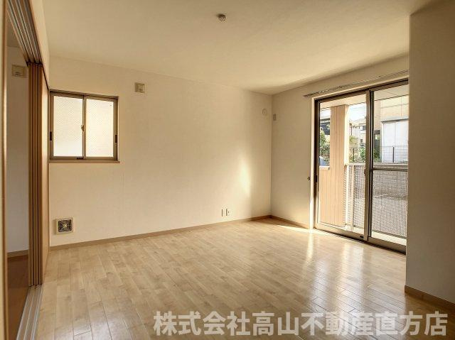 ファミリーヒルズ星ヶ丘Ⅰの居間・リビング