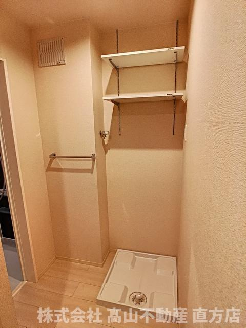 直方市大字植木のアパートの洗面所