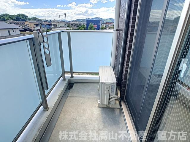 直方市大字感田の賃貸マンションのバルコニー