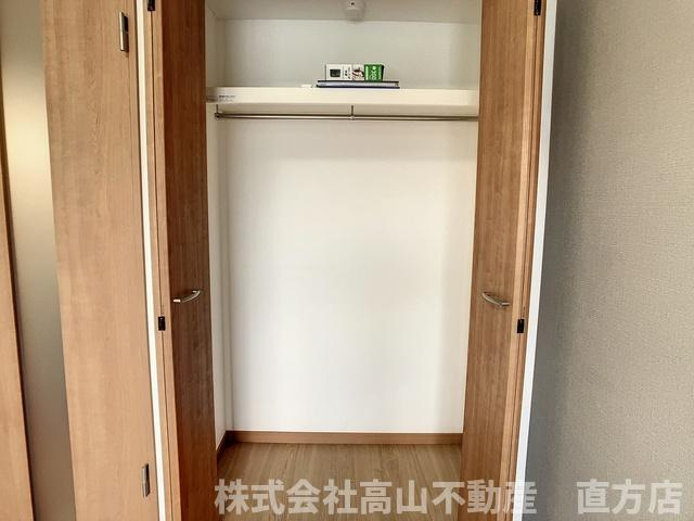 直方市大字感田の賃貸マンションの収納