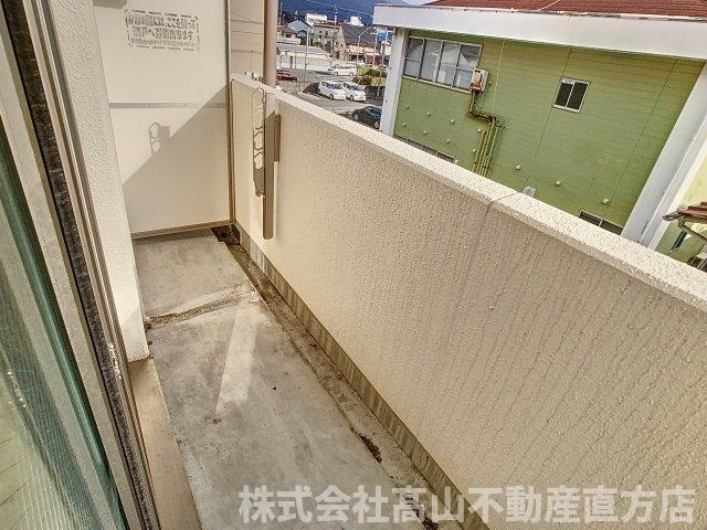 ユーミークランツ殿町のバルコニー