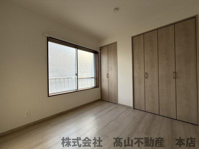 北九州市八幡西区大浦１丁目のアパートの居間・リビング