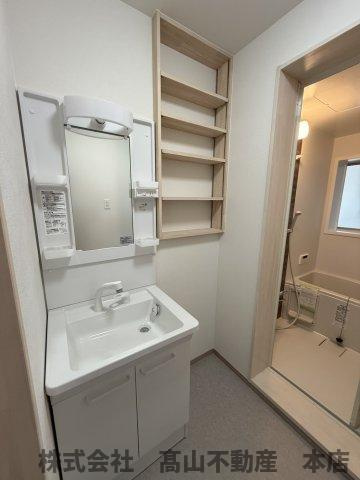 北九州市八幡西区大浦１丁目のアパートの洗面所