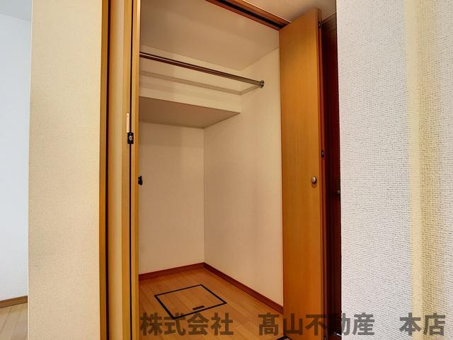 ジェニファーⅣの収納