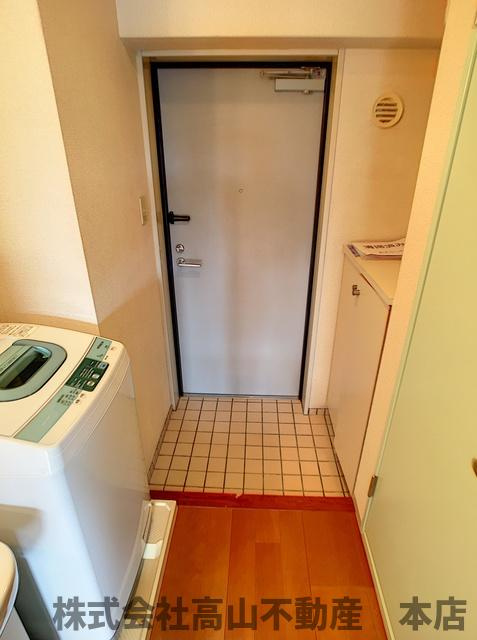 ジュネスシティ宮の前の玄関