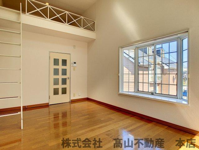 パームビレッジⅡの居間・リビング