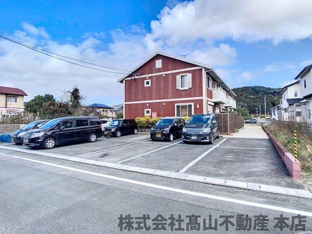 ベルックスハイムの駐車場