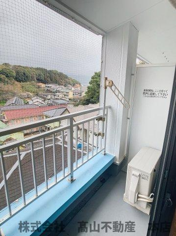 松尾ビルのバルコニー