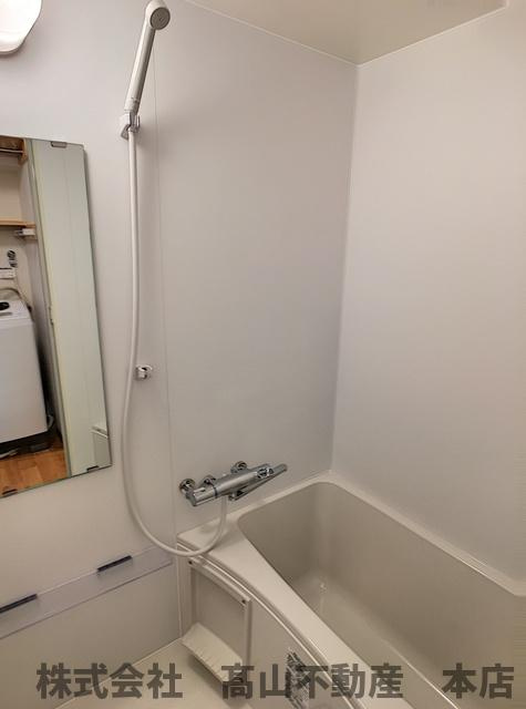 キャンパスシティ正門前Ⅱの浴室