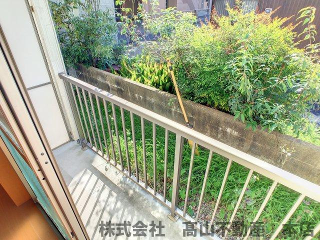 ジェニファー１１のバルコニー