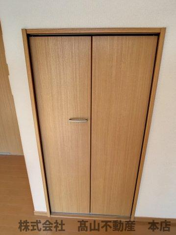 ジェニファー１１の収納