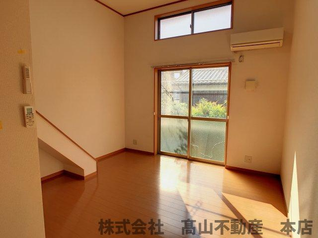 ジェニファー１１の居間・リビング