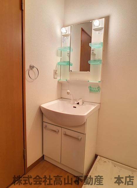 ジェニファーⅢの洗面所