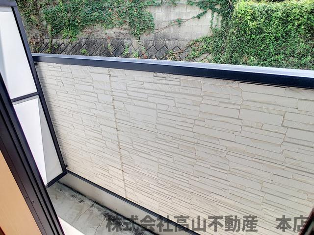 ジェニファーⅢのバルコニー