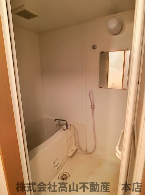 ジェニファーⅢの浴室