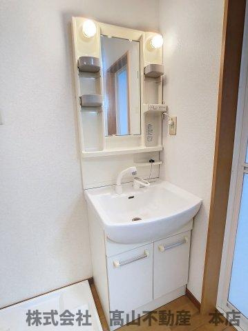 ジェニファーⅤの独立洗面台