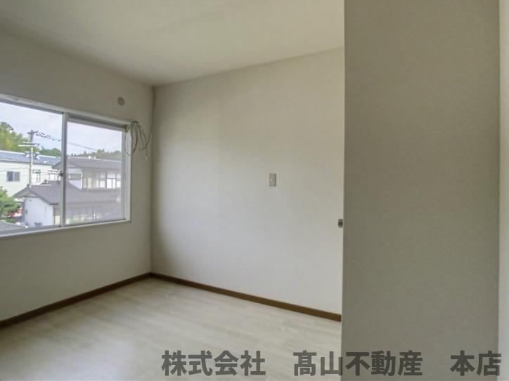 ドミール赤間苑の洋室