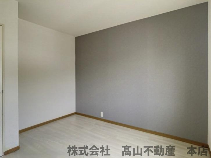 ドミール赤間苑の洋室