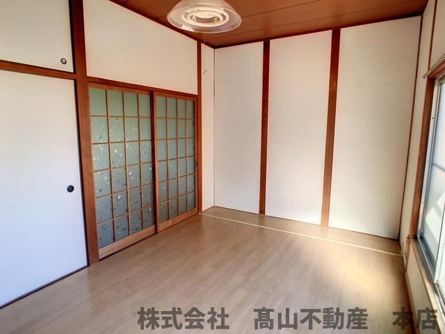 土穴幸福荘の洋室