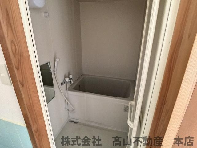 土穴幸福荘の浴室