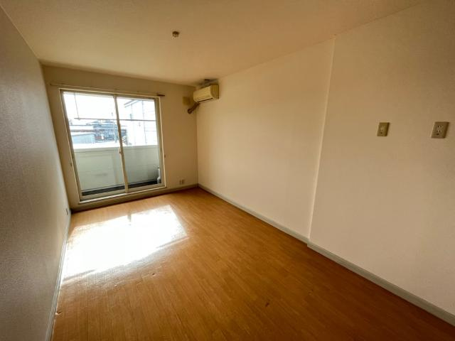 グランベル弐番館の居間・リビング|リビング