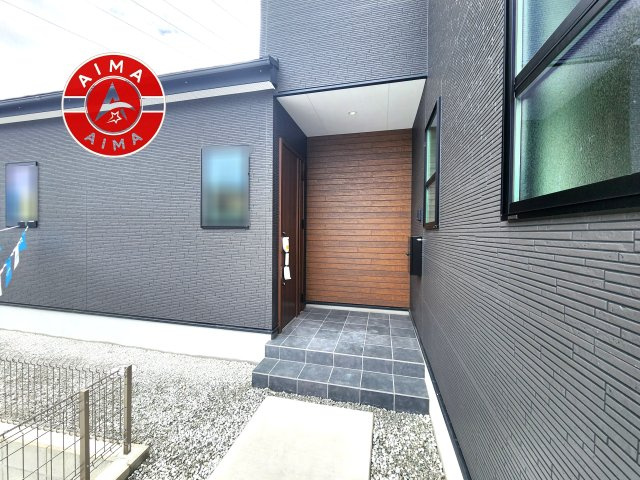 糟屋郡志免町別府東1丁目第1-1棟（1号棟）の玄関|おでかけの時も帰った時も、「我が家」を最初に感じでもらえる素敵な空間に。