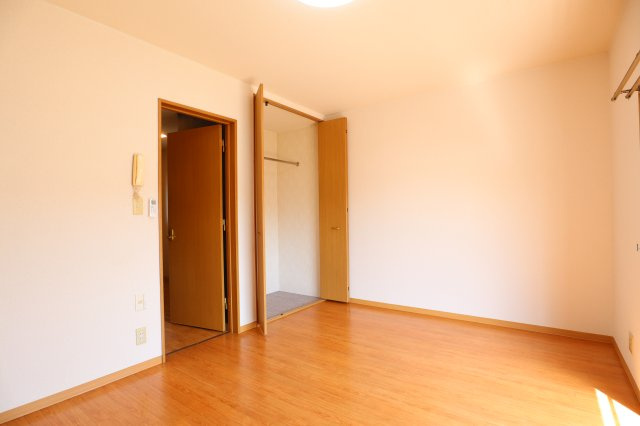 サンライズカワムラの居間・リビング