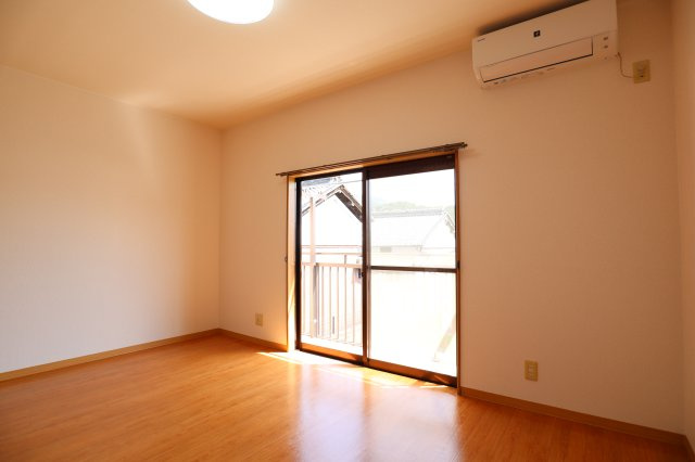 サンライズカワムラの居間・リビング