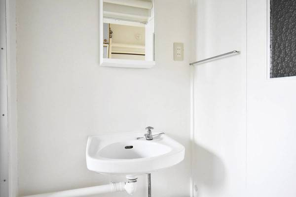 ビレッジハウス毛呂山2号棟の洗面所|ビレッジハウスの同一物件・同一タイプの間取りの写真です