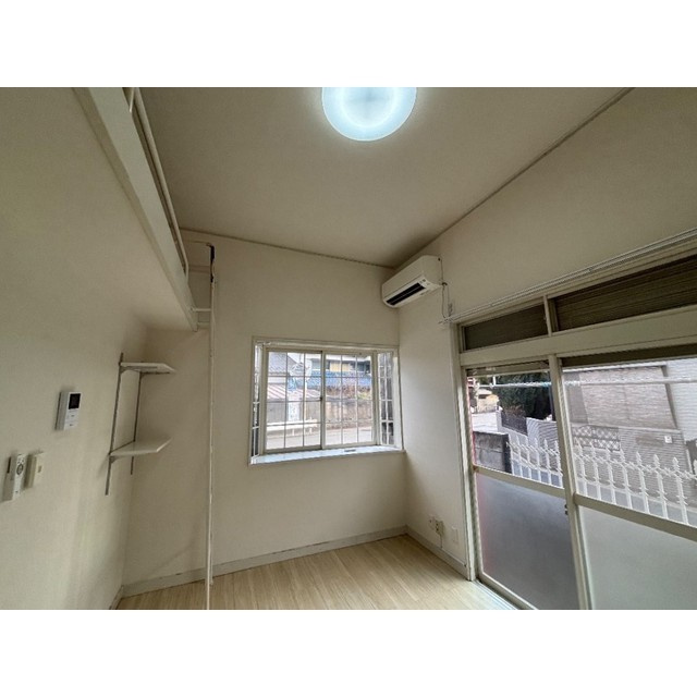 スカイコートの居間・リビング