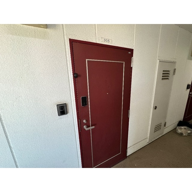 サルーテ熊谷の玄関