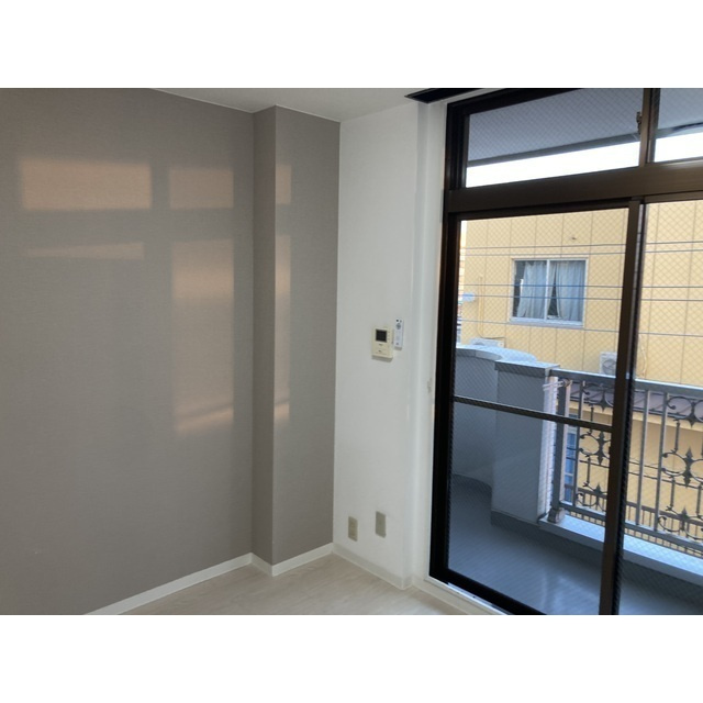 サルーテ熊谷の居間・リビング