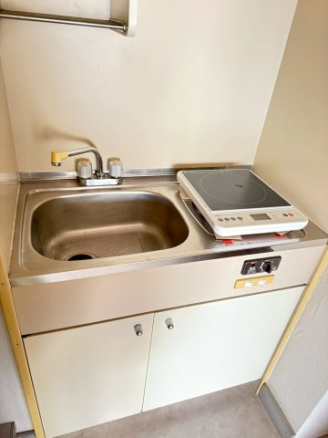 センチュリー21のキッチン|コンパクトなキッチンで掃除もラクラク