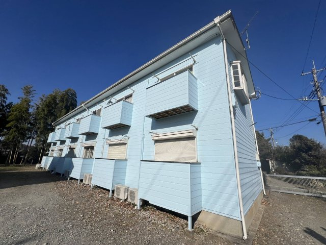 下恩田第二ハイツの外観