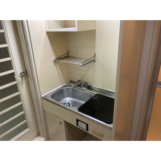 ブラウン第2のキッチン