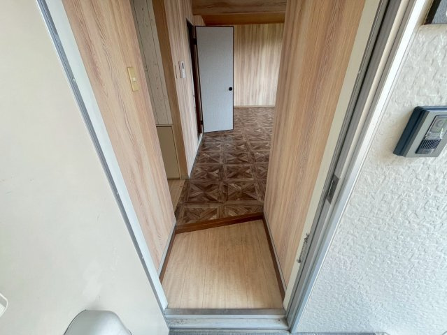 レジデンスボナールⅡの玄関