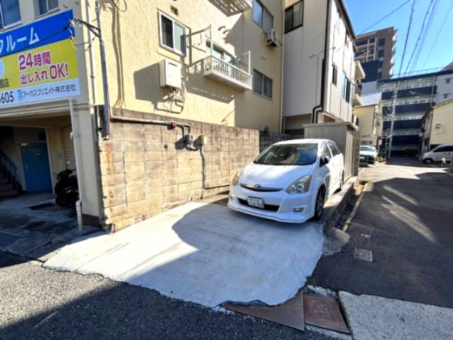 ベガ王子公園の駐車場