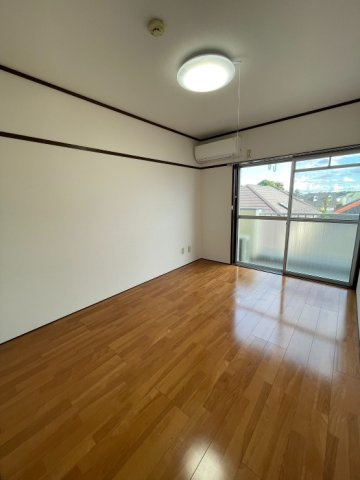 サンハイム新富の内装