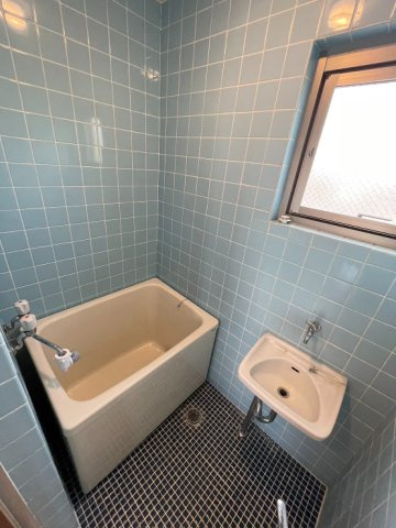 サンハイム新富の浴室