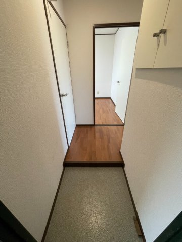 サンハイム新富の玄関