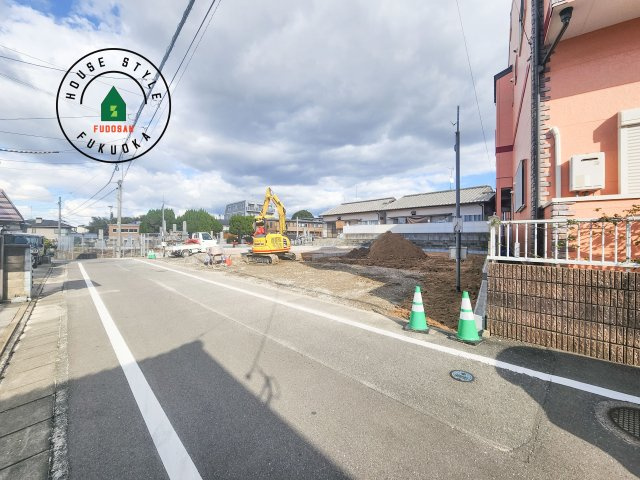 春日市須玖南7丁目第1-3棟（2号棟）の前面道路含む現地写真|見学の時間などお気軽にお問い合わせ下さい。