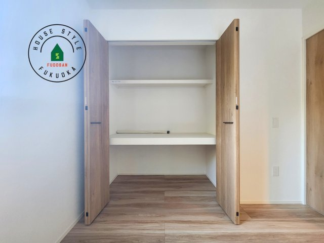 糟屋郡新宮町大字湊第4-2棟（1号棟）の内観：施工例|大きなスペースがあり、収納には困りません。